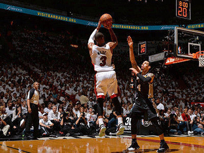 nba常规赛快船vs爵士直播